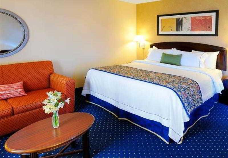 Courtyard By Marriott Oklahoma City Northwest Habitación foto